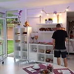 Hotel Camping 3*