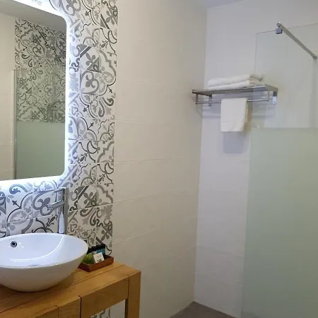 מלון Hotel Camping 3*